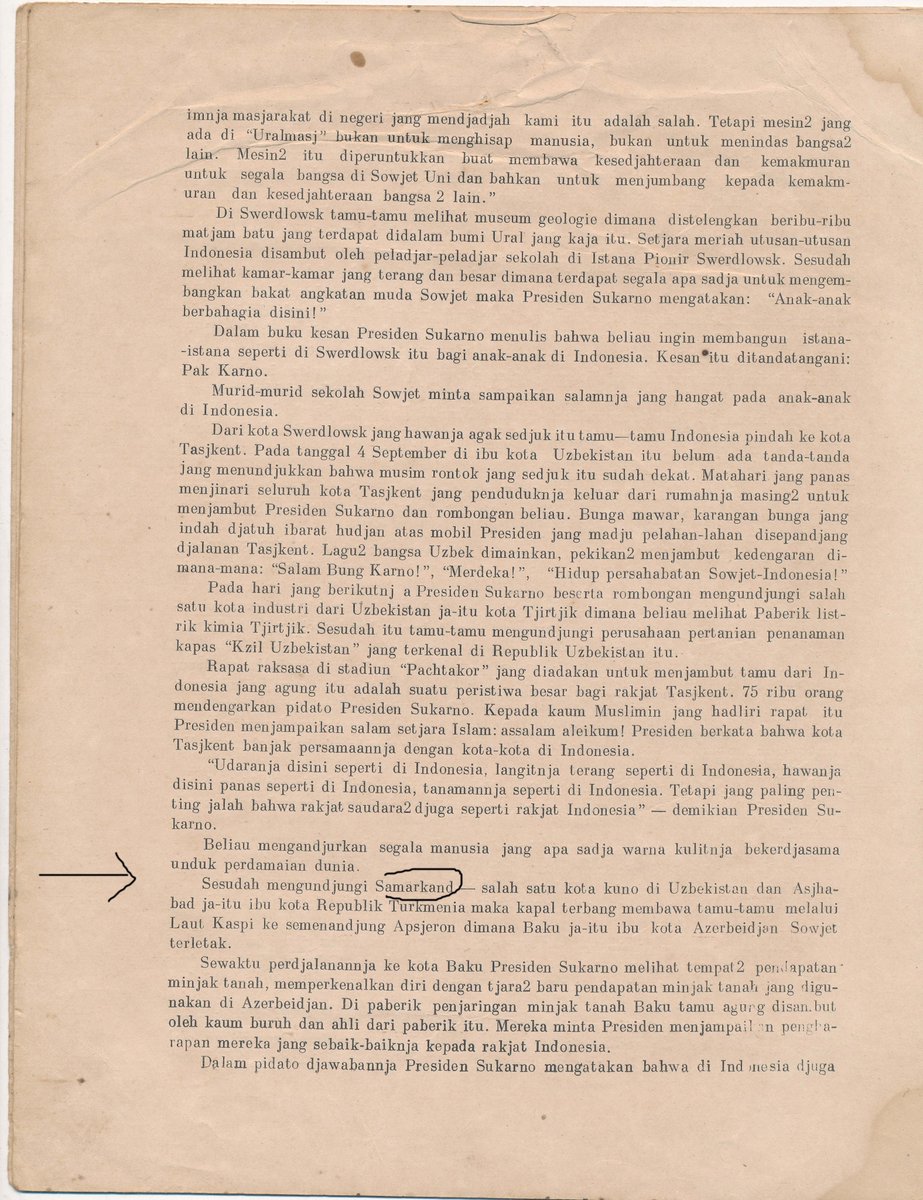 arbainrambey's tweet photo. Berkas yang menunjukkan Sukarno mengunjungi Samarkand, sesuai isu bahwa dialah yang "menemukan kembali" makam Imam Bukhori https://t.co/wTbxcszJNJ