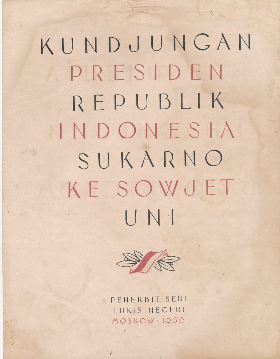 arbainrambey's tweet photo. Berkas yang menunjukkan Sukarno mengunjungi Samarkand, sesuai isu bahwa dialah yang "menemukan kembali" makam Imam Bukhori https://t.co/wTbxcszJNJ