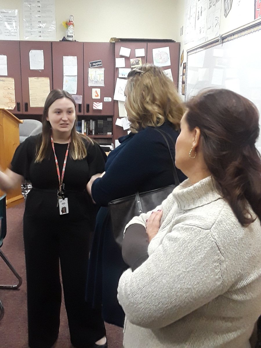 Explaining Humanities...thank you Mrs. Shaddox.  #EMSPROUD