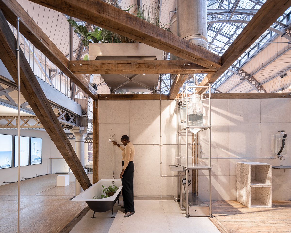 PavillonArsenal's tweet photo. ⌚️#derniersjours pour découvrir l'histoire et le devenir de l'Hôtel #expohotel
& les 11 installations d'architectes et de designers sur le thème de l'obsession @pli_editions #PPW01
#expohotel #hotel #expoarchi #teamarchi #teamdesigner https://t.co/ZMUxvpC4NM