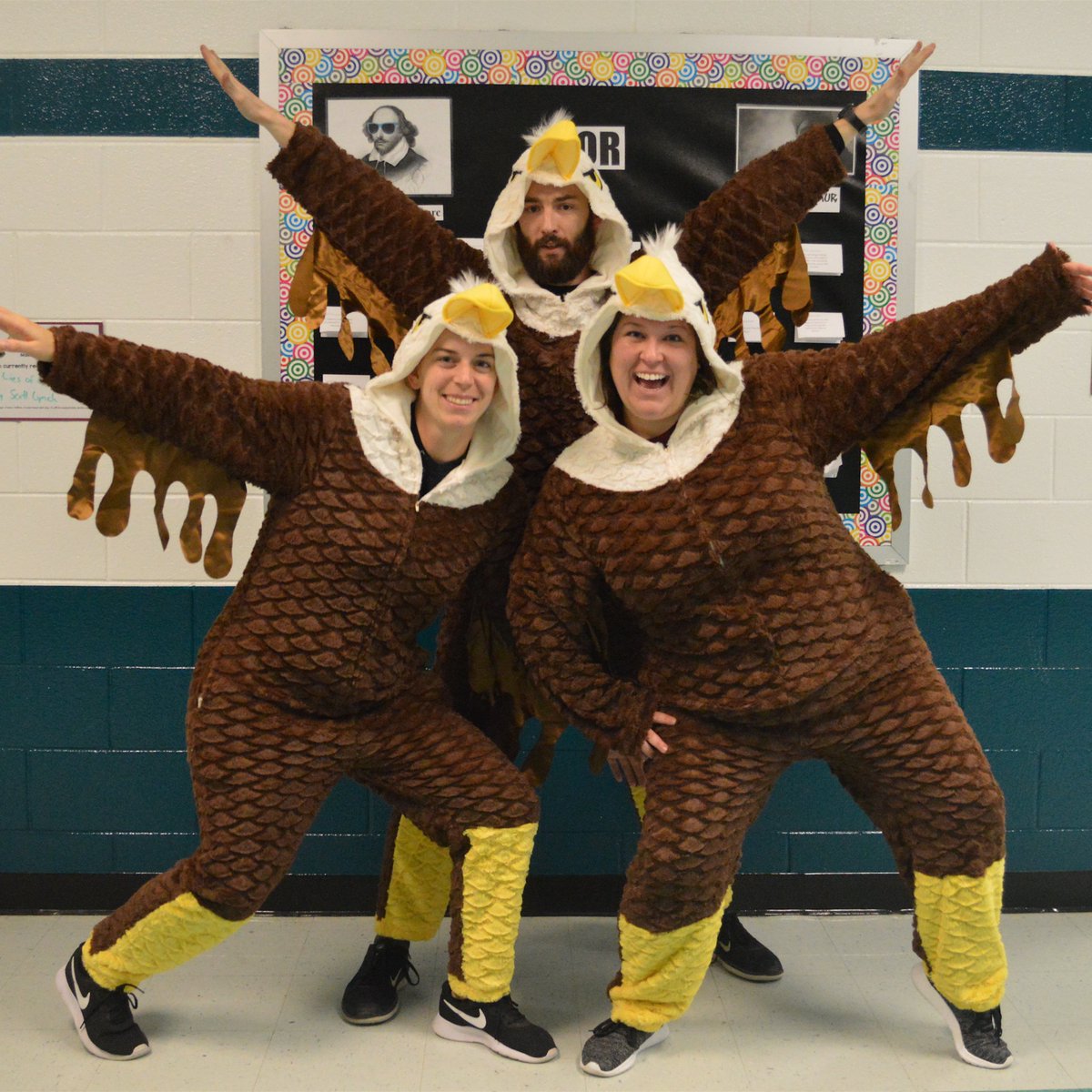 mathteachholbs's tweet photo. #GoBSMS #lovemyjob https://t.co/0FvOwlCleU