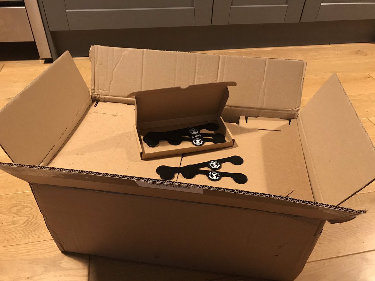 MiniMagTray's tweet photo. Wow. A huge box of boxes. Ready to get your #MiniMagTRAY to everyone save and sound. But how many boxes? https://t.co/ViFCe2HmGJ