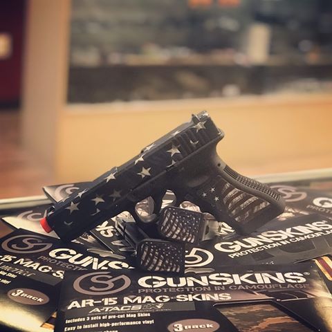 GunSkins's tweet photo. Shout out to @commandosairsoft for showing that Pistol Accent Skins will work for airsoft, too!
.
.
.
#gunskins #pistolskin #airsoft #proveilvictory #americanflag https://t.co/DAiaPa4InD