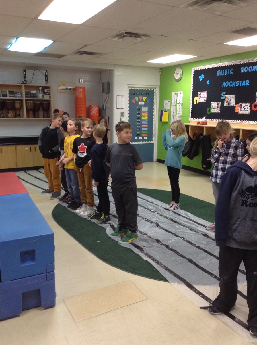 parsonscd's tweet photo. Gr3s becoming notes on the giant staff #knowyournotes #lochearnrocks #wrsd https://t.co/pnvFL2Vmut