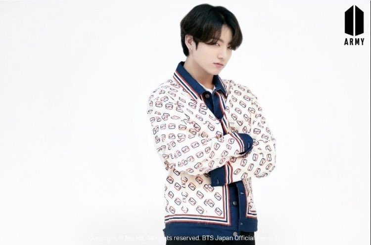 KOOKM20's tweet photo. #JungkookDay #Jungkookforever 
يوم ارمي قالت له دعنا نتحدث عنك هو قال لها انا احب الارمي هذا كل شيء واحسس🥺💘💘💞💕💞💞💕💕💞💕💞💞 https://t.co/HawcOV3wC3