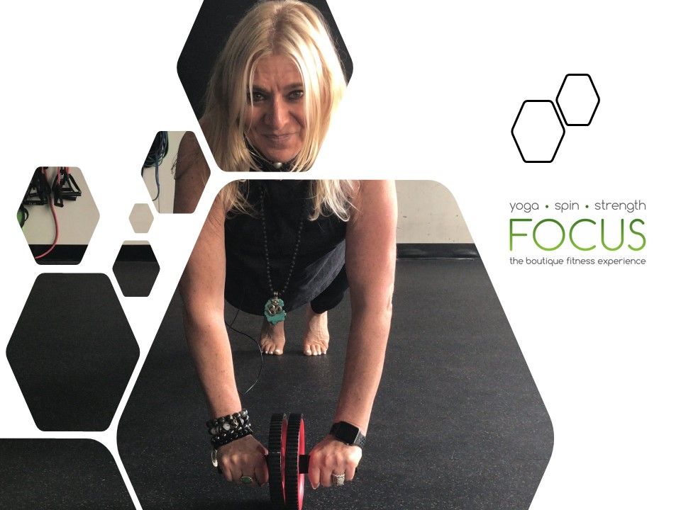 FocusFitnessML's tweet photo. Strengthen your core with Sherri! https://t.co/nAZ0WihkrE
