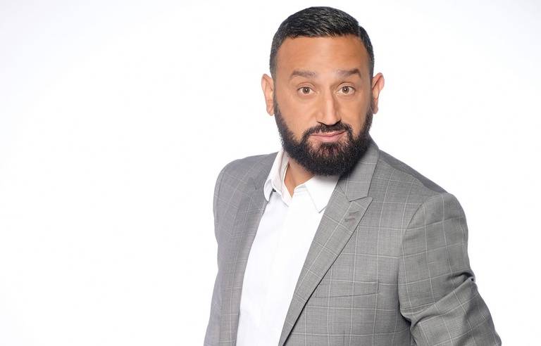 Florian_set's tweet photo. Hors semaine #35hDeBaba, cette première semaine de 2020 est la semaine où @Cyrilhanouna aura fait le plus grand nombre d'heures d'antenne depuis son arrivée sur D8.
#TPMP #TPMPLeJeu #BalanceTonPost #LaGrosseRigolade #lagrandedarka https://t.co/f2zLcn1czL