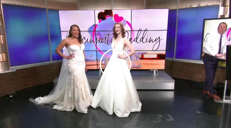 CinciShowcase's tweet photo. Thanks again to @FOX19 + the lovely models of @FabulousBridal . Click the clip below to catch a glimpse of Bridal trends for 2020 😉 + our #CWS fashion shows!

https://t.co/nKbR1iMFdJ https://t.co/7gUA96f3HT