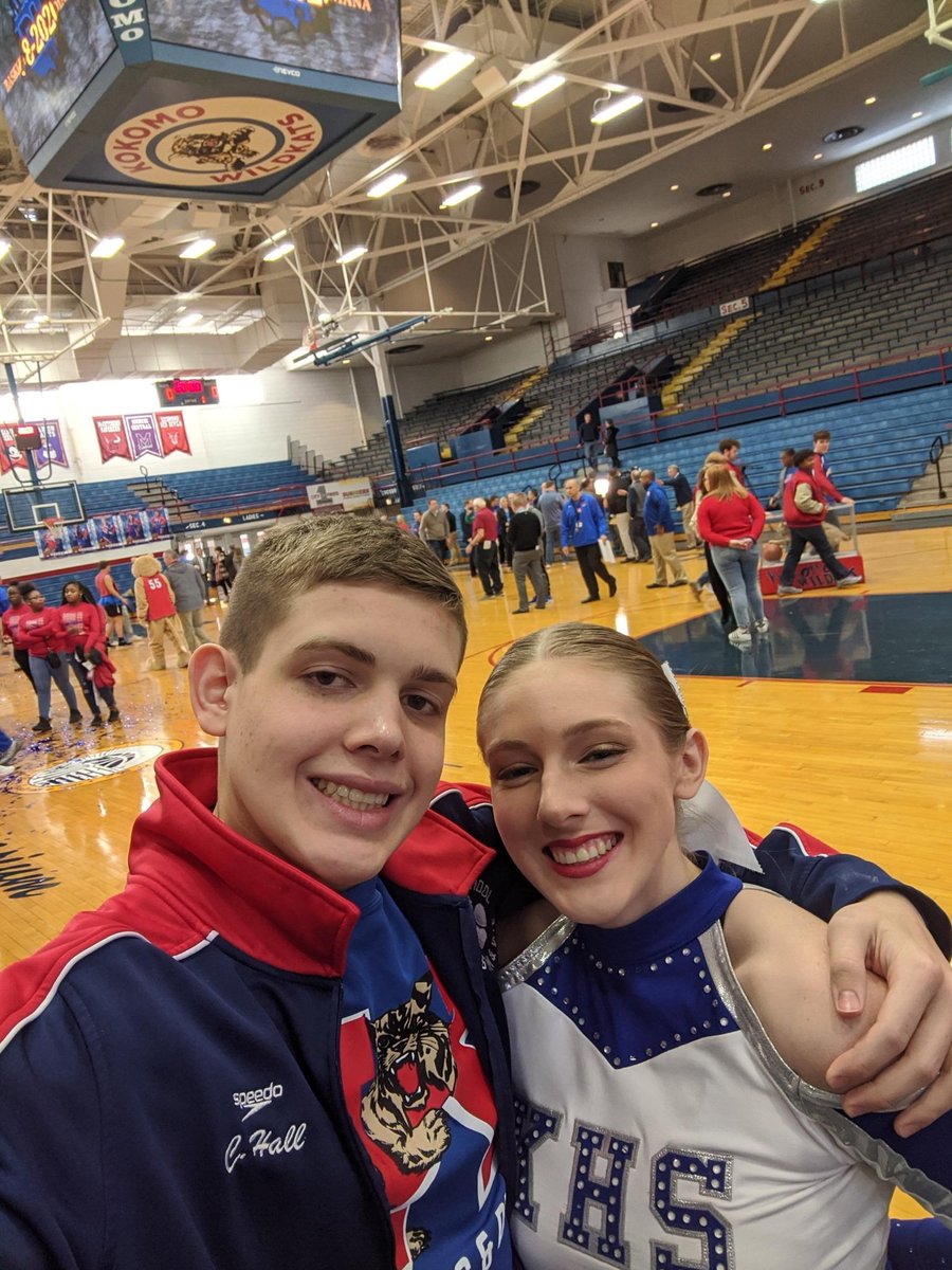 _BarbHall's tweet image. Look at my two cuties at today's 2020 Basketball Day announcement! They were lucky &amp;amp; got to take part in today's announcement from the @IHSAA1, @FSIndiana, @Pacers, &amp;amp; @IndianaFever. ☺️ Exciting things happening for Kokomo!!!!