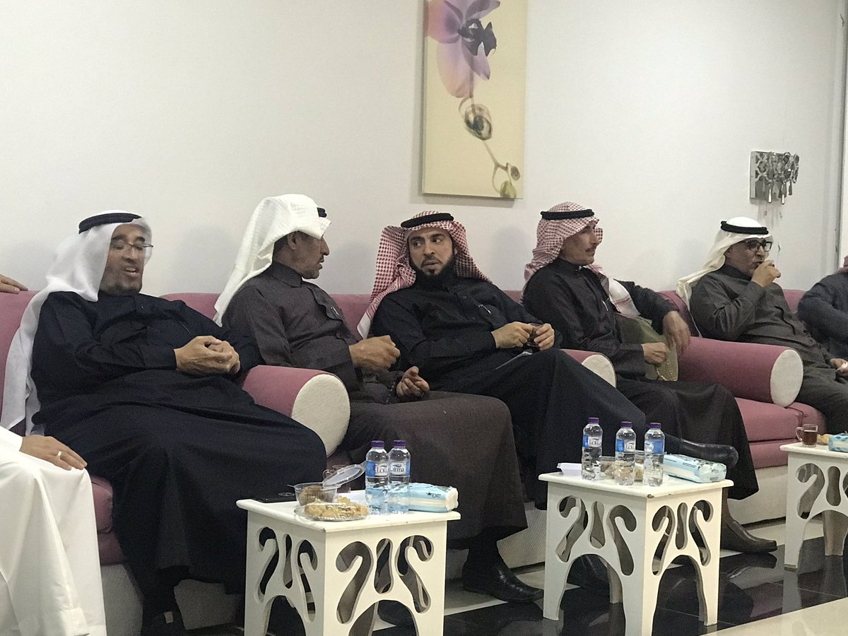 saad2229's tweet photo. سعدنا ليلة امس بلقاء مسائي وشرفنا مدير التعليم يوسف الملحم ومدير التعليم سابقاً د صالح الربيعة ومدير تعليم الزلفي محمد الطريقي ومدير الحسابات بالوزارة أحمد النقيدان وبعض الزملاء من الوزارة والإدارة https://t.co/cpthIecetX