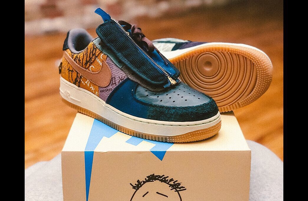 bruhsneaks's tweet photo. https://t.co/SvnFLtMk7M