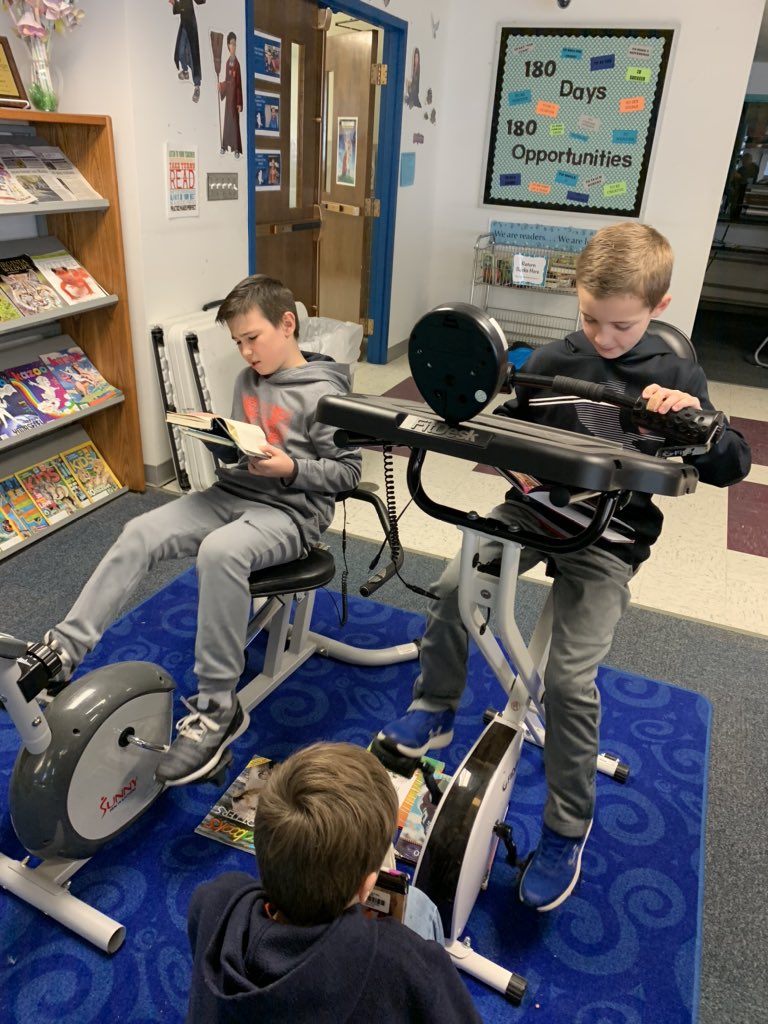 drjimthornton14's tweet photo. WSES believes independent reading is best in comfortable settings! Exercising while reading is a great way to enjoy a story. @IWCSchools https://t.co/SpHke22BDa