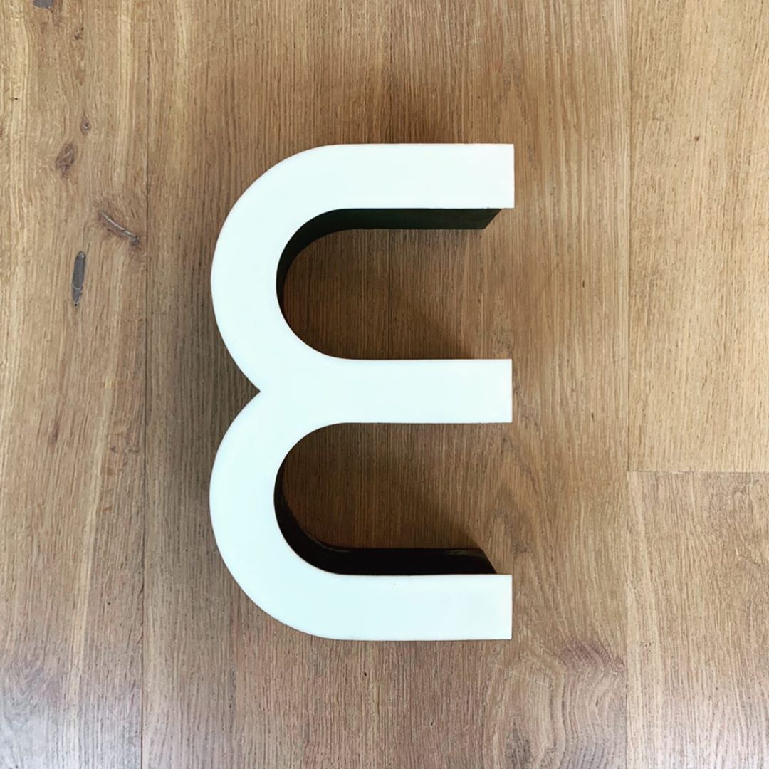 emtype's tweet image. Three-in-one 

#threeinone #e #m #w #white #wood #gift