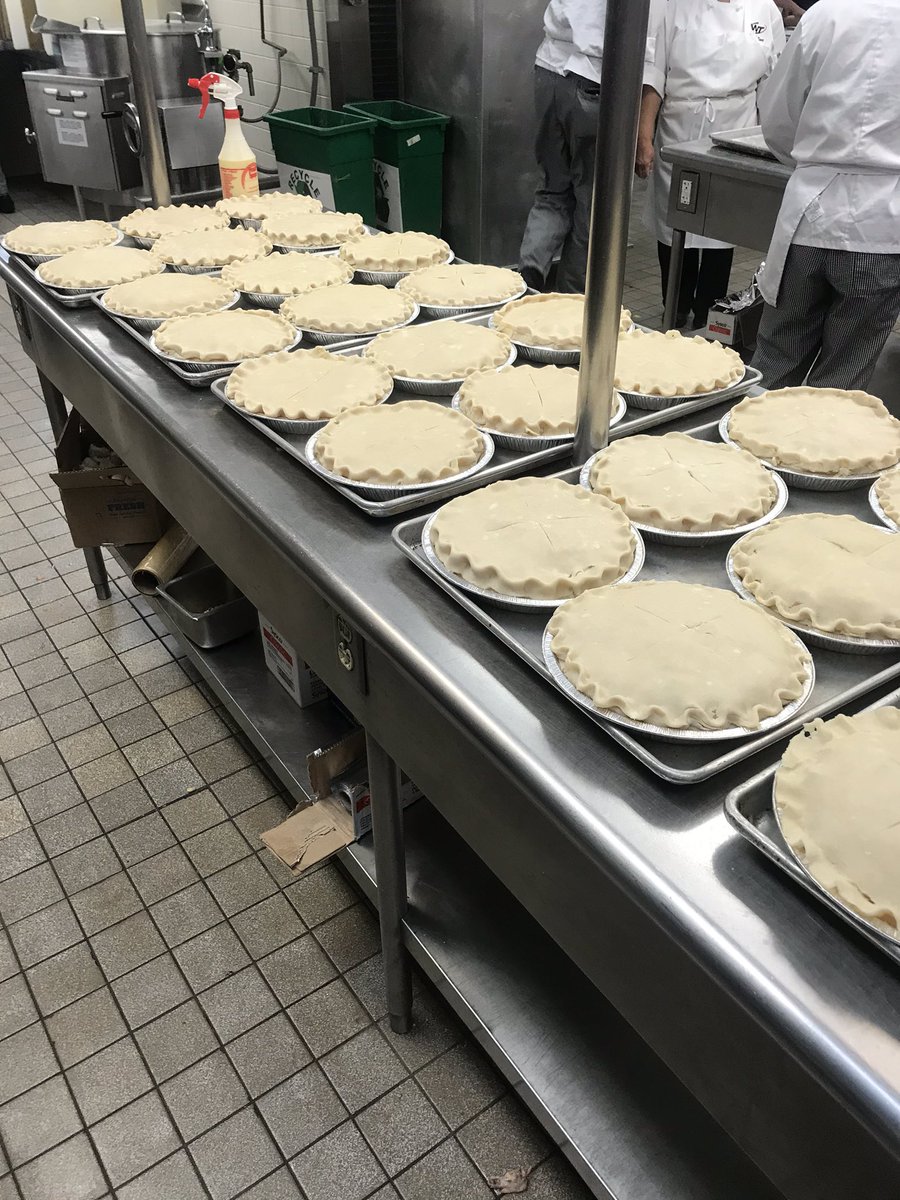 educator4equity's tweet photo. @WarrenTechJPS Famous Chicken Pot Pies! Check out those amazing BBQ Ribs! Our Culinary students are better than yours!! π https://t.co/bq2S20NdLH