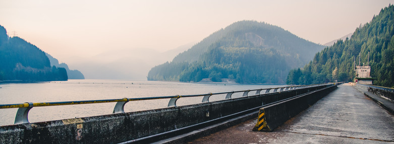 PortlandCorps's tweet photo. We will begin refilling #DetroitDam reservoir up to an elevation of 1,450 feet from now through Jan. 31. Spillway gate rehabilitation work will continue on two of Detroit Dam’s spillway gates while refill begins. 

Learn more: https://t.co/G19ebhbP4o

#WillametteValley #dam https://t.co/0HFxAPAvkq