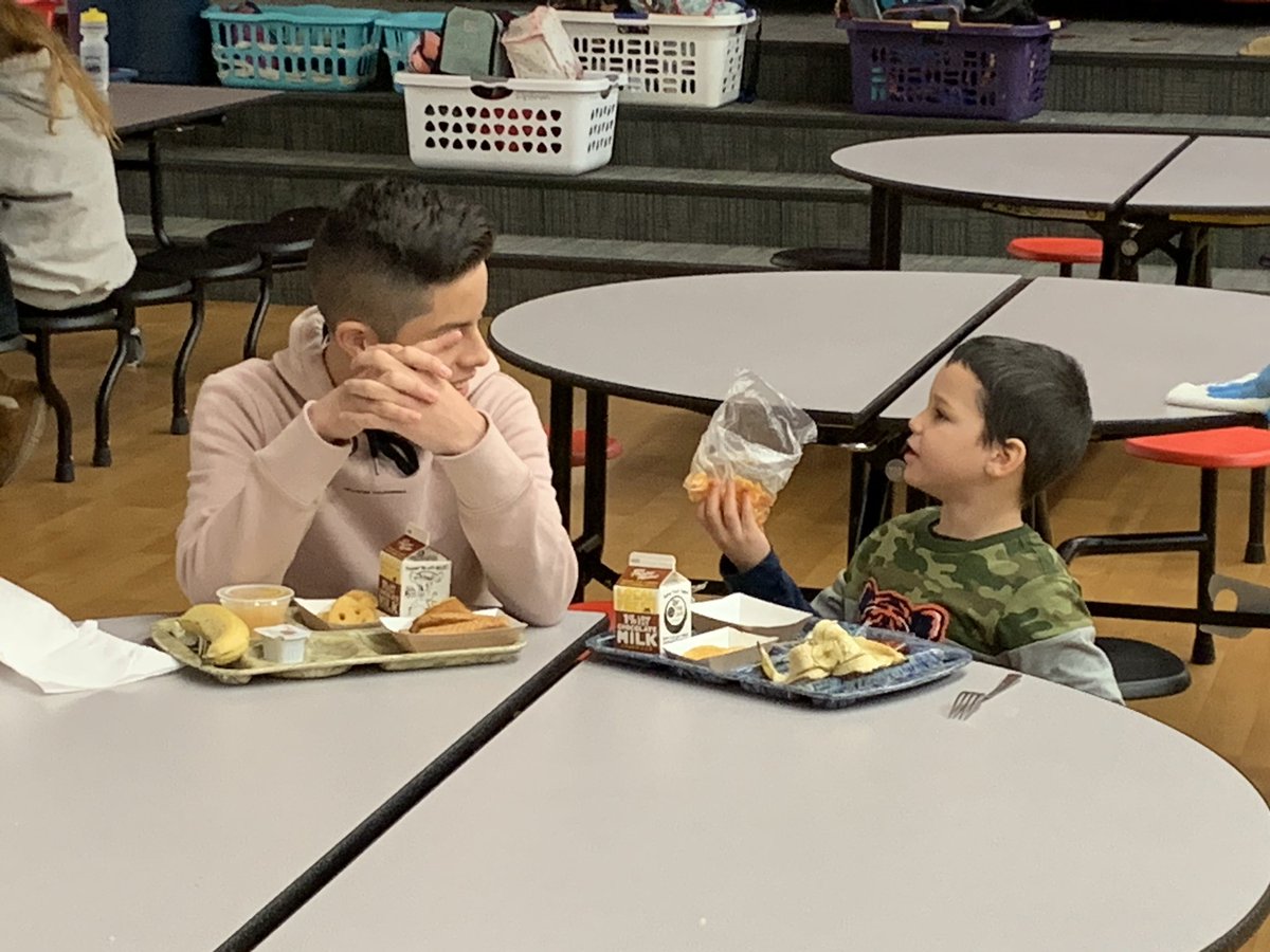 University Elementary tweet media