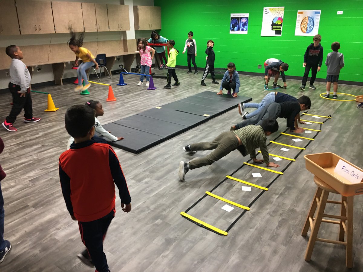 Teaching our new friends what the KBL LAB is all about today! We loved the new 2020 additions <a href="/HumbleISD_FCE/">Fall Creek Elem</a> @JAnders_FCE