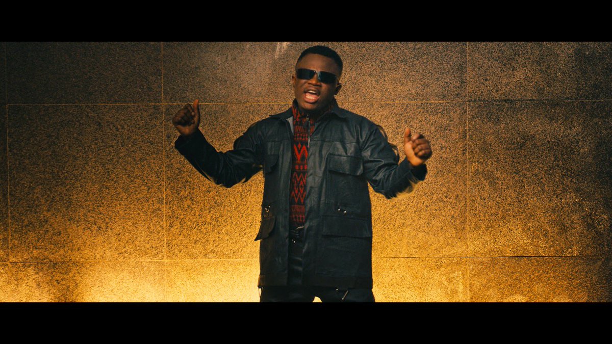 kemistgold's tweet photo. Starting off the year right on schedule with my brother @KobbySalm Coming soon!
#forwardfilms #director #musicvideo https://t.co/Sn6ICd5nXD