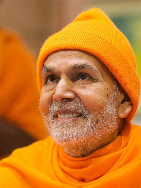 There are 7.5 billion smiles in the world, but Swamishri, yours is my favorite #MahantSwami