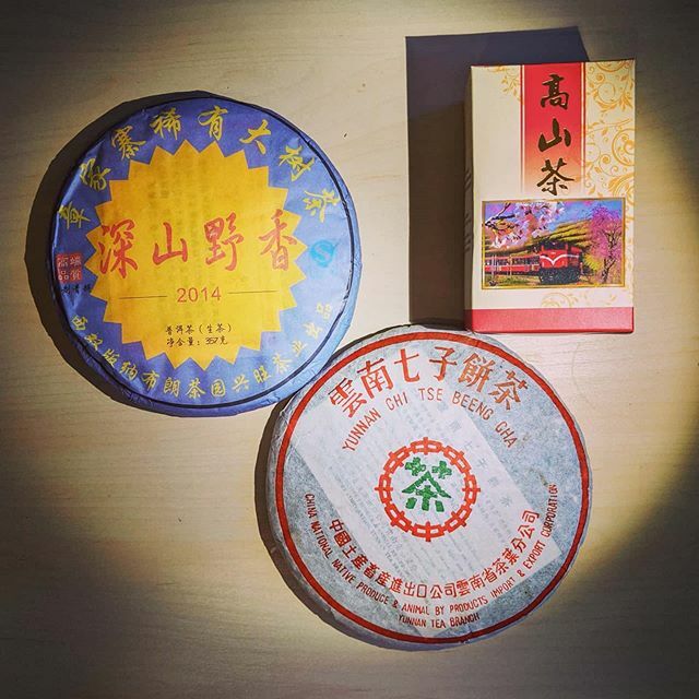 Gifts from mom and dad #chinesetea #tea #taiwanesetea #giftsfrommomanddad #yunnan #taiwan #高山茶 #餅茶 ift.tt/2QAHa4g