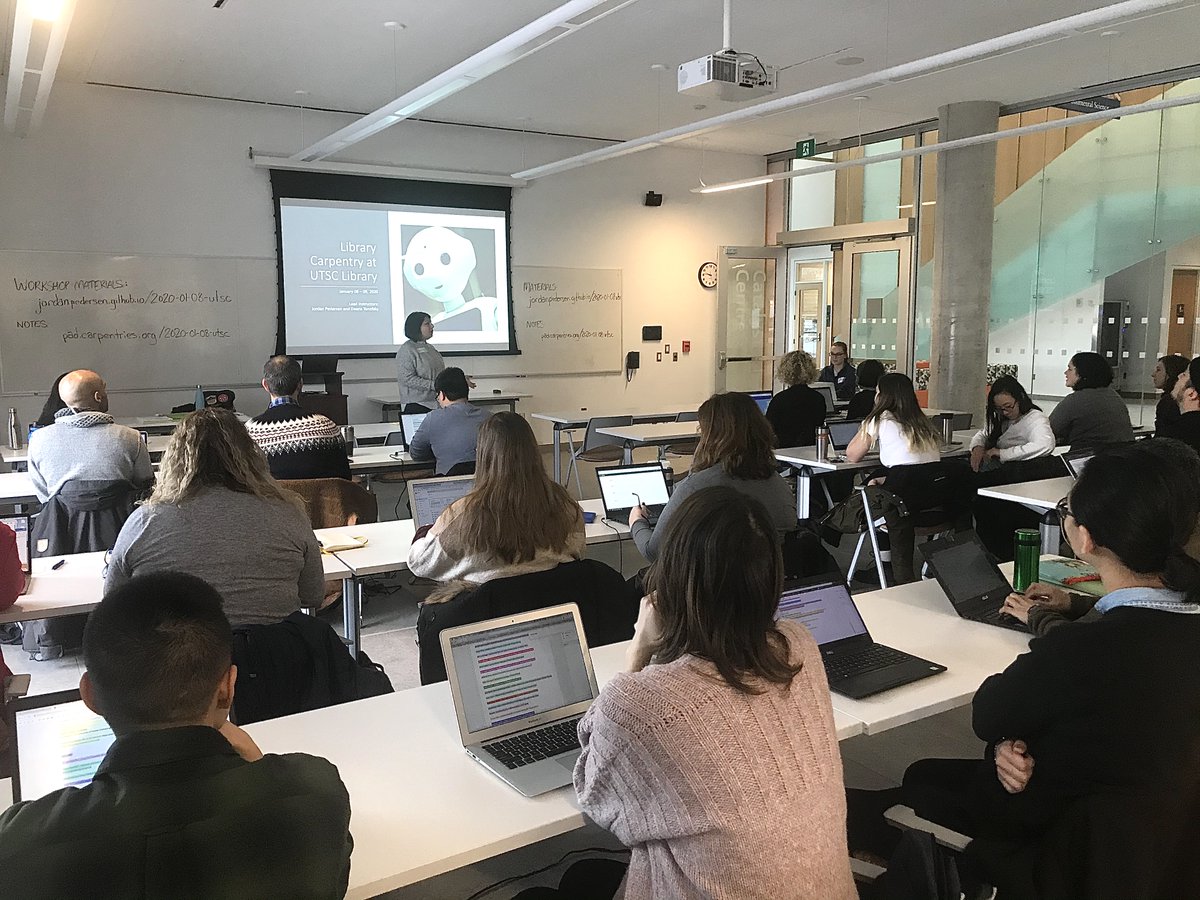 Library professionals at the UTSC Library Carpentry workshop. 