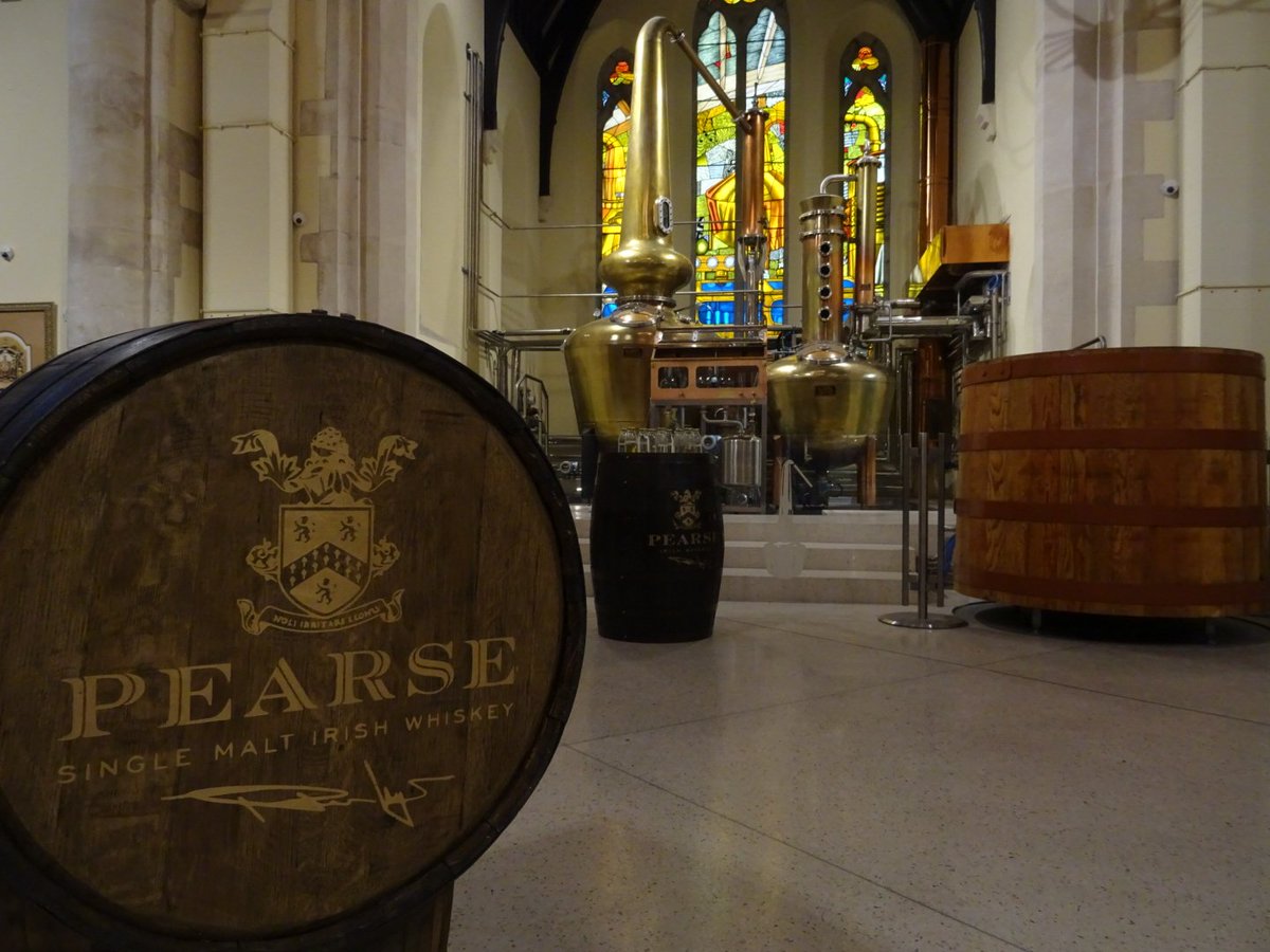 natpackertravel's tweet photo. #Sponsored 
I had a great #tour at #pearselyons. I learnt about the #history of the #church and #irishwhiskey, plus the brewing process. Our tour guide was great and the tour was fun, what more could you ask for?

#europacker #loveireland #visitdublin #whiskeydistillery https://t.co/Tk1vxshKMS