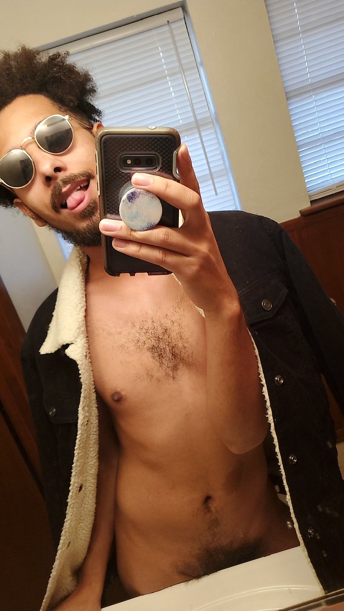 Wickedfun4's tweet photo. Been a long while since I posted but this shades and jacket got me feeling all kinds of cute. ❤❤❤ https://t.co/ygg7SMT7Ur