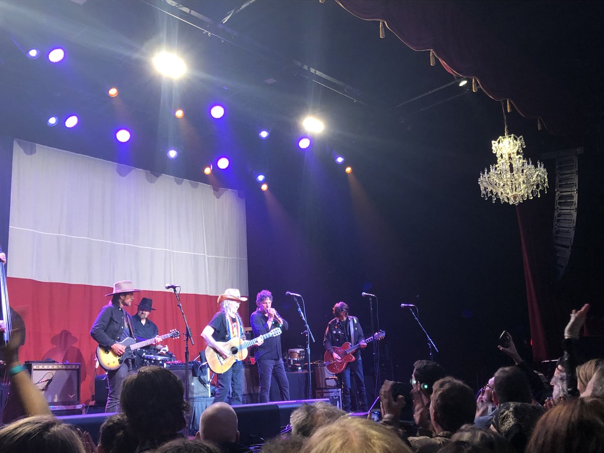 MeyerSound's tweet photo. We caught @WillieNelson & Family at the @FillmoreSF on a #MeyerSound system this week on his 4-night run of shows! Check out his last two nights at the #FillmoreSF tonight and tomorrow. #WillieNelson https://t.co/a5l2B2IiEl