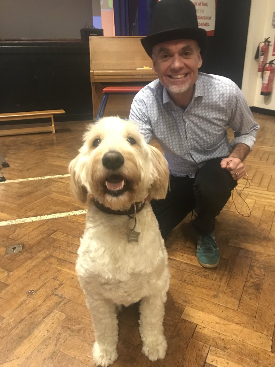HallsvilleSch's tweet photo. What an exciting morning our Year 6 children had with Anthony Glenn #shakingupshakespeare. They became actors as they learnt the story of Oliver Twist. What a great hook into the writing! Even Star the dog had fun! ⁦@Talk4Writing⁩ ⁦@PieCorbett⁩ https://t.co/K2D7oo8C7A