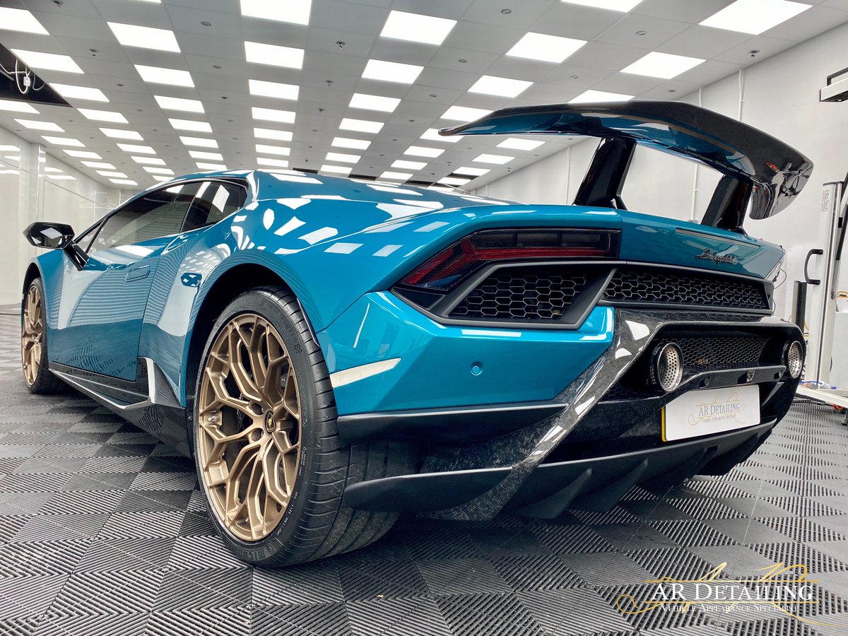 ARDetailing1's tweet photo. Lamborghini huracan performante following its detailing treatments  

Bookings and enquires - 

📧 - info@ardetailing.com
📞07595362949
💻 https://t.co/MKc7LlO8FR
Fb- @Ardetailing
Insta - @ardetailing_ 

#ardetailing 
#detailing 
#detailingglasgow
#xpel 
#ppf https://t.co/qcW6FnuSP6