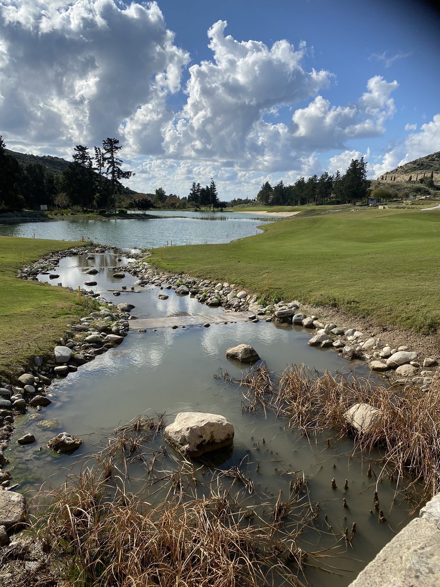 No better way to spend New Years Day than at <a href="/SecretValleyGlf/">Secret Valley Golf</a> Cyprus.
Worth getting up early for superb views, pretty &amp; challenging course and another win over The Badger. 
Thx <a href="/golfbreaks/">Golfbreaks ⛳️</a> 

#wintergolf