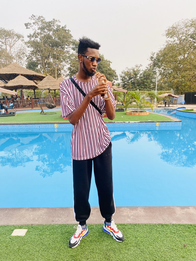 ypeegh's tweet image. F O R E I G N ✈️