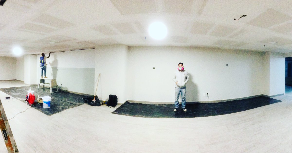 art_deh's tweet photo. Nuevos murales gracias a Dios . https://t.co/YV1L5ThG3H