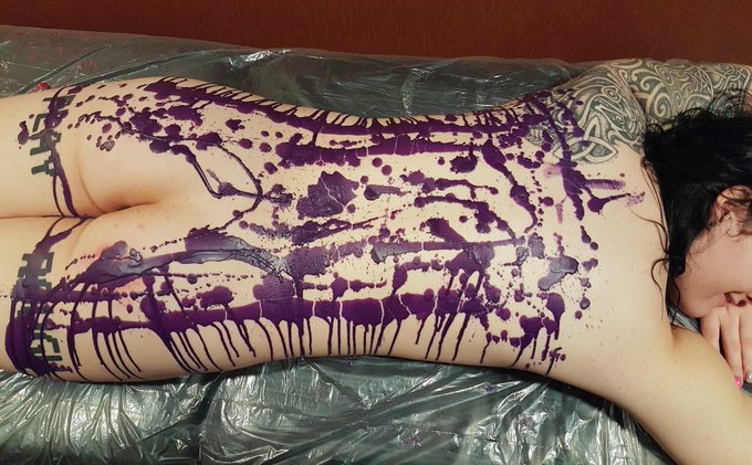 I got to enjoy some wax play recently 🕯️ it feels so amazing dripping all over my body 😍🥰 https://t.<a href="/tag/supportme"class="tags"><span>#supportme</span></a><a href="/tag/apclips"class="tags"><span>#apclips</span></a>