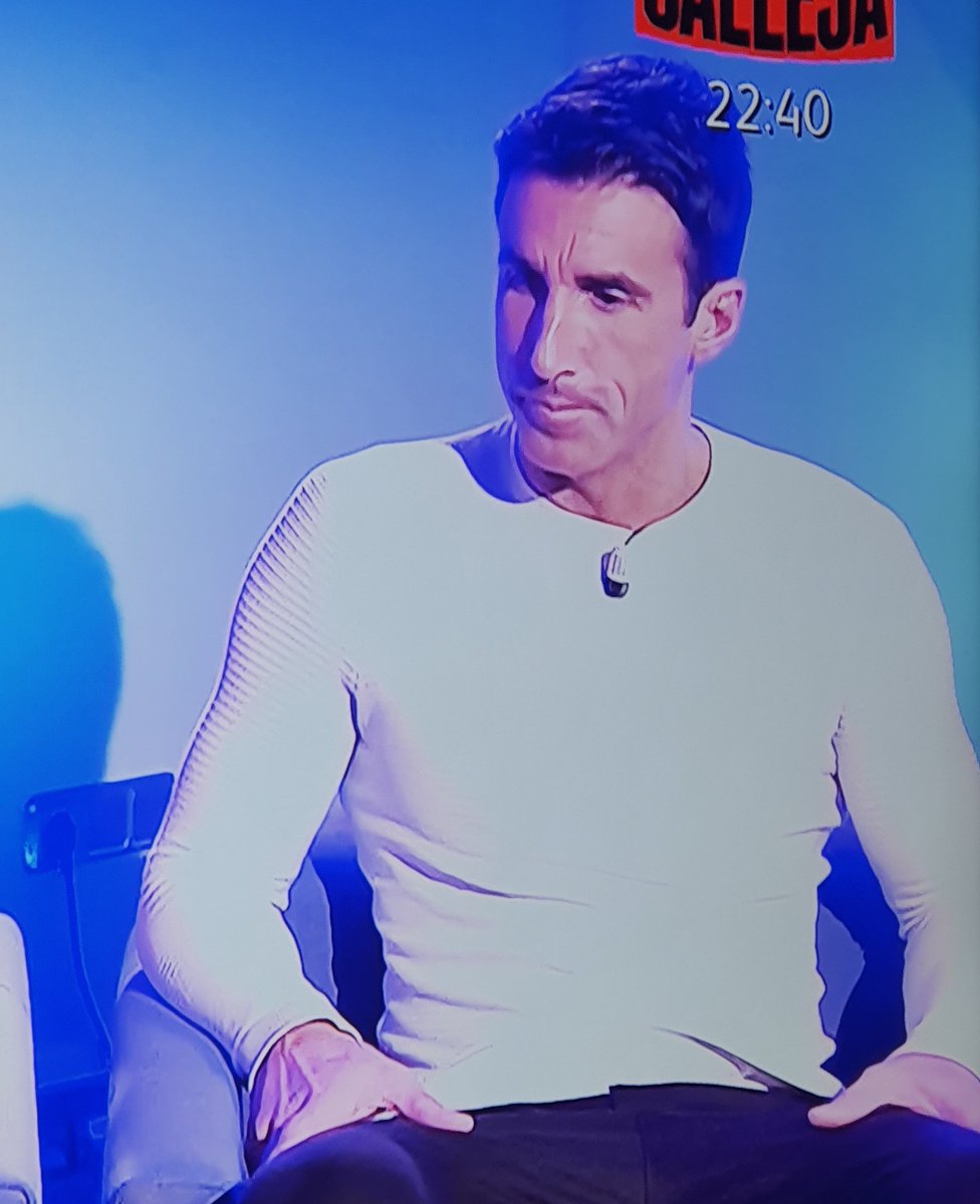 galopera65's tweet photo. No te puedo querer más Tío, eres el mejor tipo que ha pasado por la tele @HugoGHRV . Estoy in love con el apoyo que te hago y te haré siempre.
Digan lo que digan, ERES UN TIO LEAL.
#SomosLaAudiencia8E
#HugoEsGH8E
#hugoSasupervientes
#HUGOSIERRA https://t.co/z6uqmqpnPC