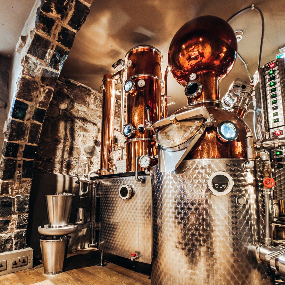 BACK TO WORK.

Because #Ginuary really is a thing, and you lovely people drink it as fast as we can produce it!  Luckily for us all, Mr W is happy to oblige.

Join us this January for a #gin tasting #experience in our small batch #distillery at Bella Luce Hotel Guernsey.