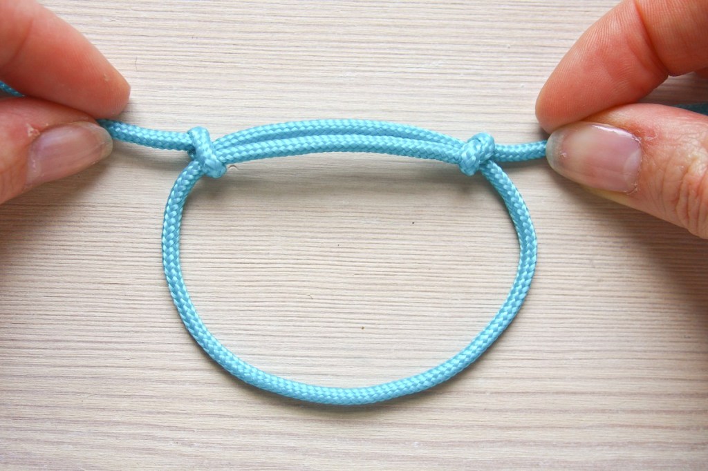 MakeandFable's tweet image. Simple Sliding Knot Tutorial makeandfable.com/2020/01/simple…
