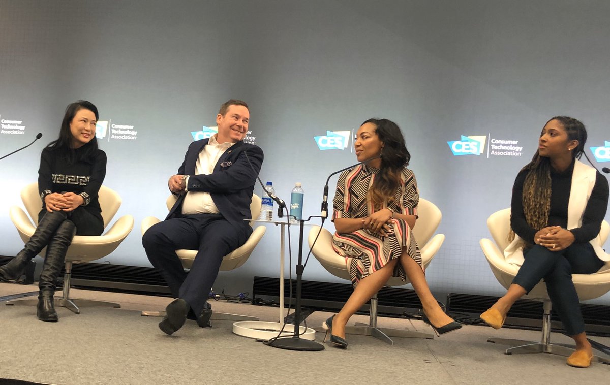 #CES2020 discussion with <a href="/YouCamApps/">Perfect Corp.</a>, <a href="/esteelauderco/">The Estée Lauder Companies</a>, <a href="/Neutrogena/">Neutrogena</a> and <a href="/SallyBeauty/">Sally Beauty</a> on how #AR and #AI is fueling consumer connections and brand growth.  #beautytech #haircare #cosmetics #omnichannel #retail