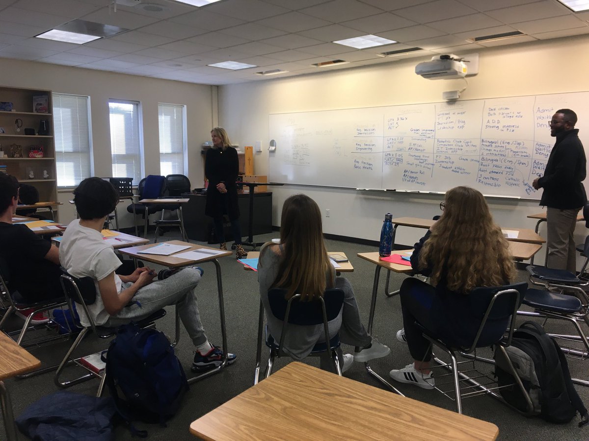 EHS_CC's tweet photo. EHS Juniors=Plymouth Shores University Admission Committees! https://t.co/PbT415KFBg