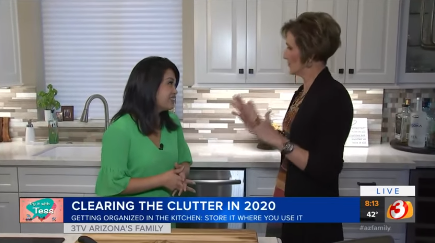 OrganizeBridges's tweet photo. Sharing my top tips to clear the clutter in 2020 with @azfamily's @TessRafolsTV. Check it out! 😀 https://t.co/zzoTThal30
#TryItWithTess #AZFamily #GetOrganizedwithBridges #NAPOpro #GOmonth #KitchenGoals #organize #tips #declutter https://t.co/gTaCknWxD6