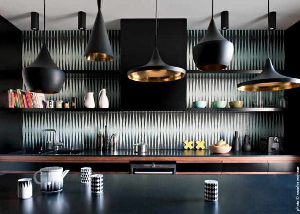Bright, white kitchens are as popular as they are timeless, but have you ever considered black? Get inspired to try a darker hue with trendsetting kitchens that boast something a little more bold from <a href="/hgtv/">HGTV</a>: ow.ly/FN0450xQxZT