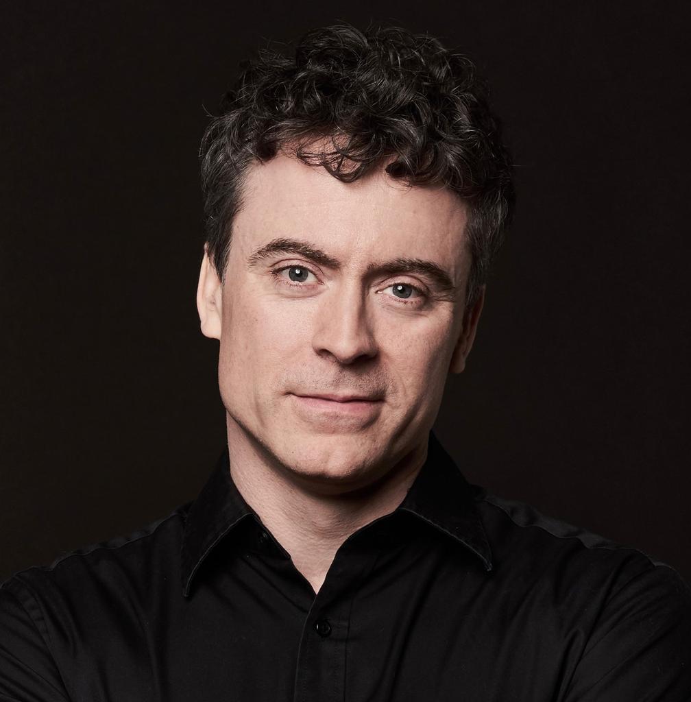 Renowned English pianist Paul Lewis will present "Fantasy" Sonatas (Beethoven &amp; Schubert) at West Side Presby Church, #RidgewoodNJ Sun Jan 19, 3 pm. Tix info parlancechamberconcerts.org/2019-2020-seas…