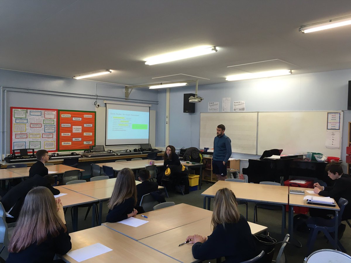 pe_TGS's tweet image. Year 9 GCSE PE and Sports Studies taster lessons led by Mr Middleton and Mrs Leadbitter. #AQAGCSEPE #OCRSportsStudies #therightchoice