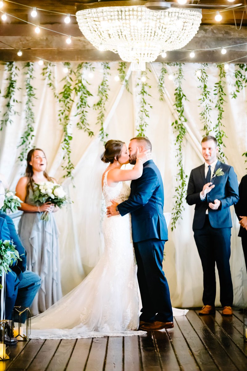 Erin &amp; Ryan 07.19.19 thehaightblog.com/2020/01/08/eri…