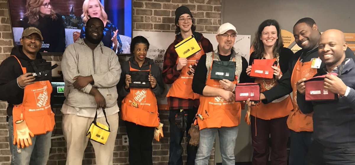 itsscamella's tweet image. ⚠️Today’s iNFOCUS Meeting just happened to also be 4640’s 180th day working SAFE!!! ⚠️ Great Job Team!!! ⚠️#SafetyIsPersonal #InFocus #MA4640 #D278OrangeProud @CollazoH @oldmac64