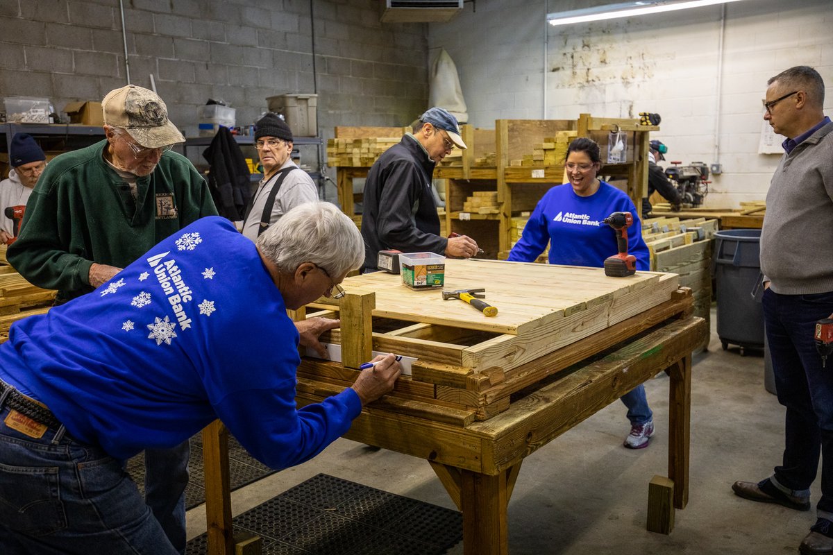 projectHOMES's tweet image. We had the pleasure of working with @Atlantic_Union this week! They came on-site to build modules for wheelchair ramps with our permanent volunteer team. #ImproveLives #rva 🏡