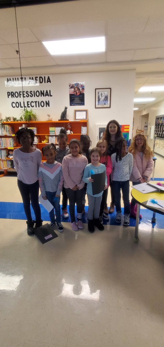 Ms_Johnson_83's tweet photo. So excited about our new partner from the Worcester County Health Department for our C.A.R.E Afterschool Program. Welcome Kelcey! She is teaching Just For Girls Jr. for our elementary school girls! 💙💛 #PESRocks #CAREafterschoolacademy @FBWilliams_ @PocomokeElem @MBrowne_98 https://t.co/sc38Se71ey