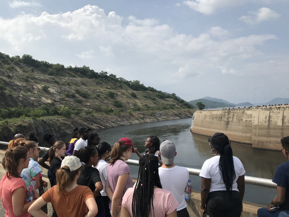 AFSUSA's tweet image. You’ve got 1 week left to:1️⃣ Apply for the #AFSProjectChange Scholarships 2️⃣ Be in the running for a free trip 3️⃣ Have the best summer of your life. ☑️

bit.ly/2CIEEkp

#afsusa #interculturalexchange #argentina #brazil #colombia #costarica #hungary #kenya #newzealand