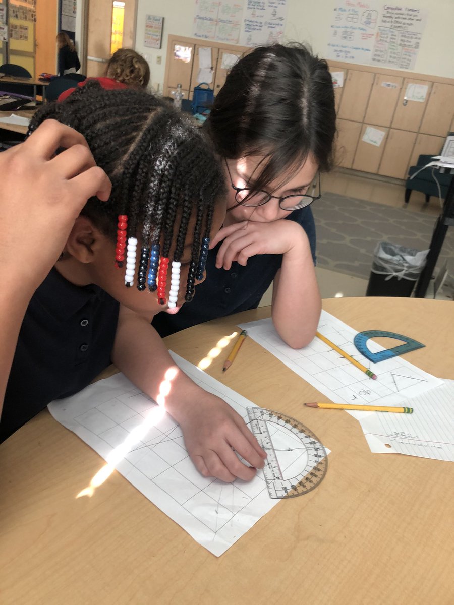 epauley804's tweet photo. Our @FrazierBears are kicking off 2020 by adding to our knowledge of angles! Today we used protractors to  measure &amp; classify angles ❤️🐻🖤 #bloomin304 https://t.co/59KqxfadZL