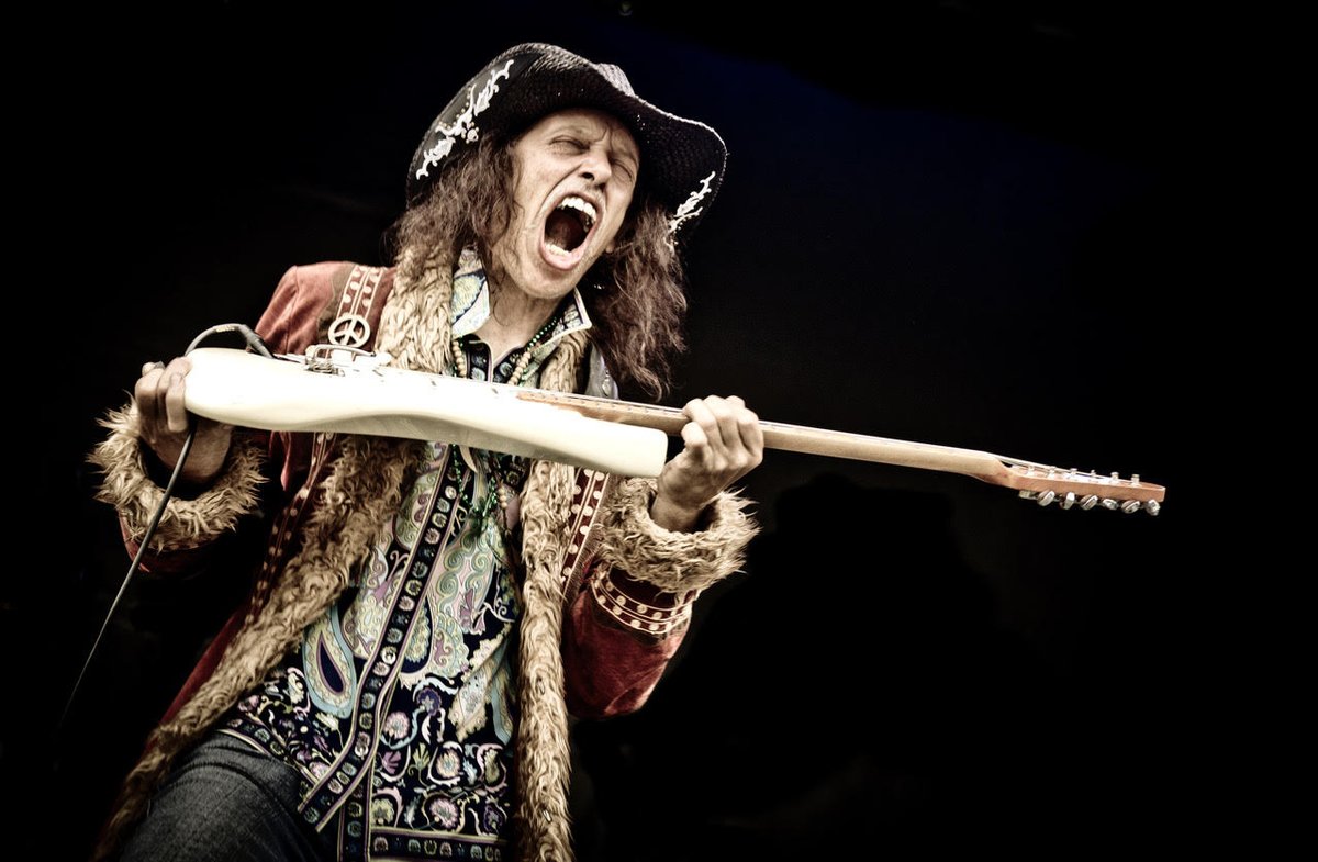 earofnewt's tweet photo. 12 #Vancouver #concerts this weekend include Seattle guitar wizard #RandyHansen's sold-out tribute to #JimiHendrix at White Rock's @BlueFrogLive https://t.co/MLgGYdVRTl https://t.co/nCRgAdiuES